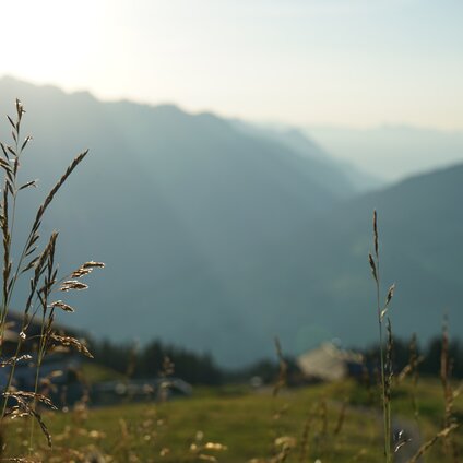 Abendliche Stimmung am Berg beim Sonnenuntergang in der Silvretta Montafon. | ©  Silvretta Montafon - Vanessa Strauch