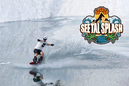 Ein Snowboarder fährt mit dem Snowboard über den Kälbersee in der Silvretta Montafon | © Seetal Splash - Silvretta Montafon