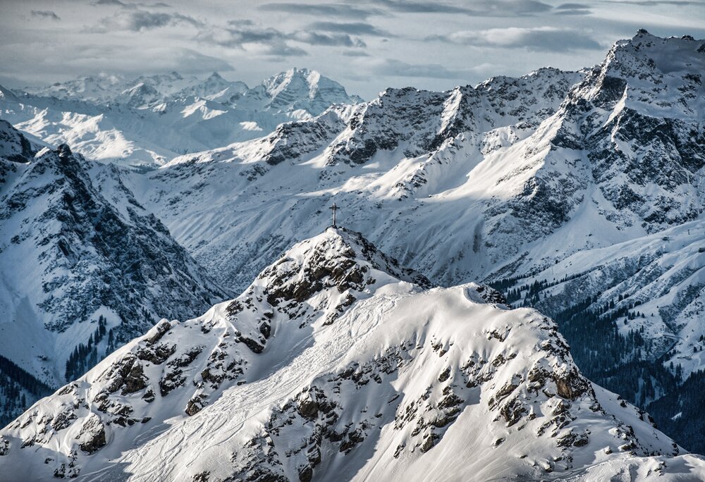 Panoramabild von der Zamangspitze im Winter in der Silvretta Montafon. | © Silvretta Montafon - Daniel Hug