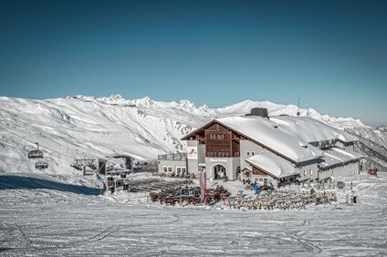 Die verschneite Nova Stoba im Winter in der Silvretta Montafon. | © Silvretta Montafon - Daniel Zangerl