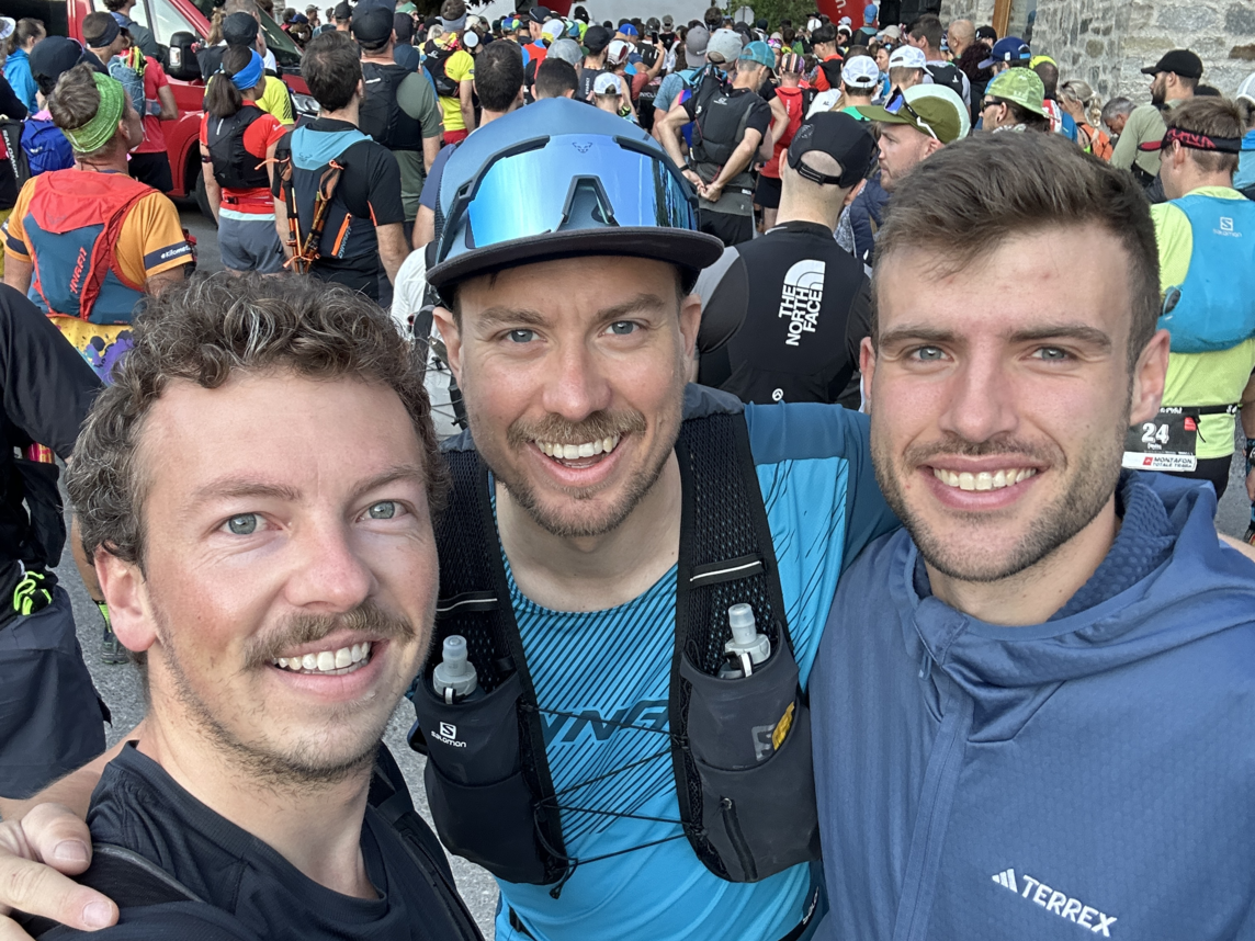 Montafon Totale Trail 2024 - Silvretta Montafon | © Thomas Herdieckerhoff - Silvretta Montafon Drei Freunde beim Start vom Montafon Totale Trail in der Silvretta Montafon | © Thomas Herdieckerhoff - Silvretta Montafon