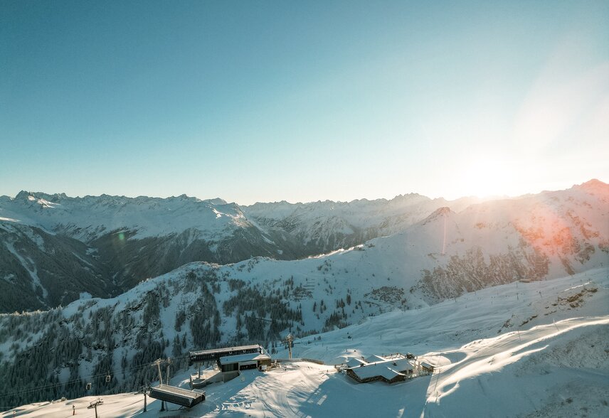 Die Valisera Bahn Bergstation im Skigebiet Silvretta Montafon. | © Silvretta Montafon - Vanessa Strauch